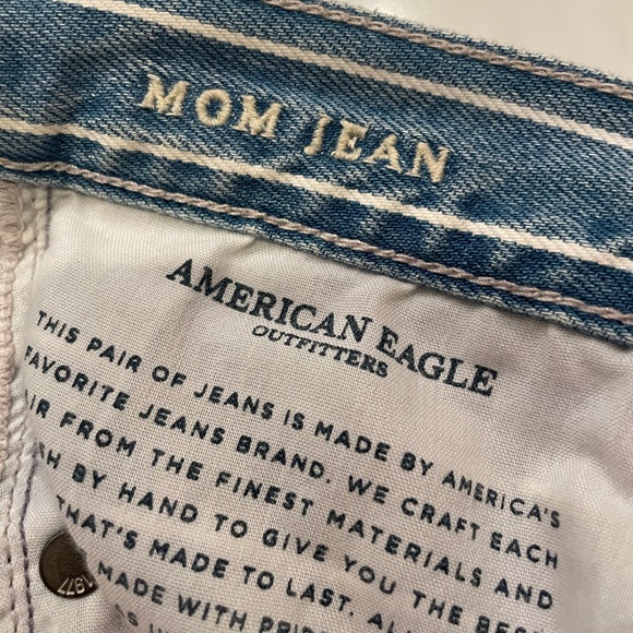American Eagle Striped Mom Jean - Picture 2 of 6